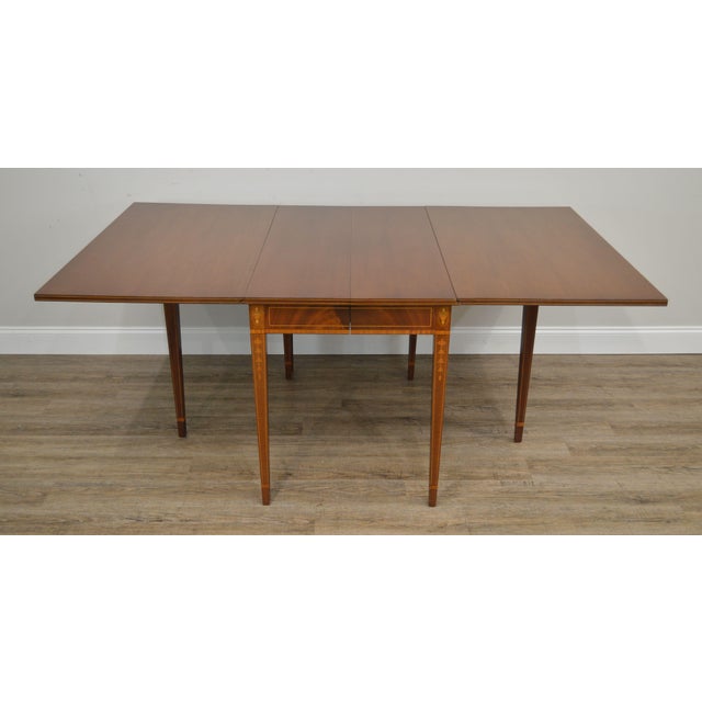 Federal Style Vintage Custom Mahogany Inlaid Drop Side Dining Table