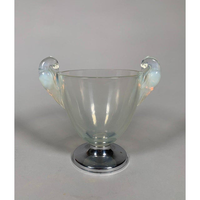 René Lalique (1860-1940) Ornis Model Vase 1926 Art Nouveau For Sale