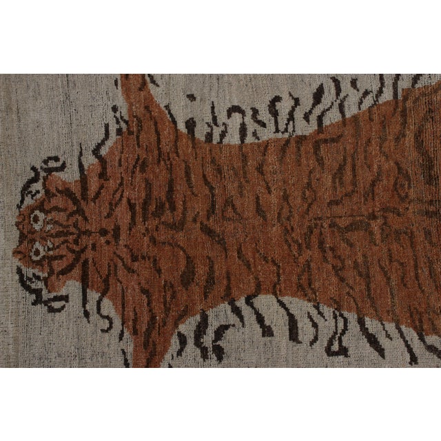 Indian Handknotted Grey Floating Tiger Rug with Black Fringe, 5'x8' For Sale - Image 3 of 7