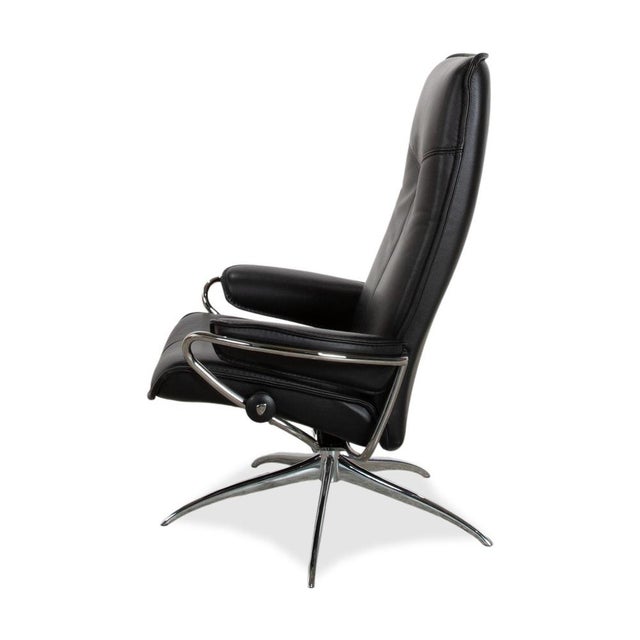 Set of City Leather Chair and Ottoman from Stressless For Sale - Image 18 of 18
