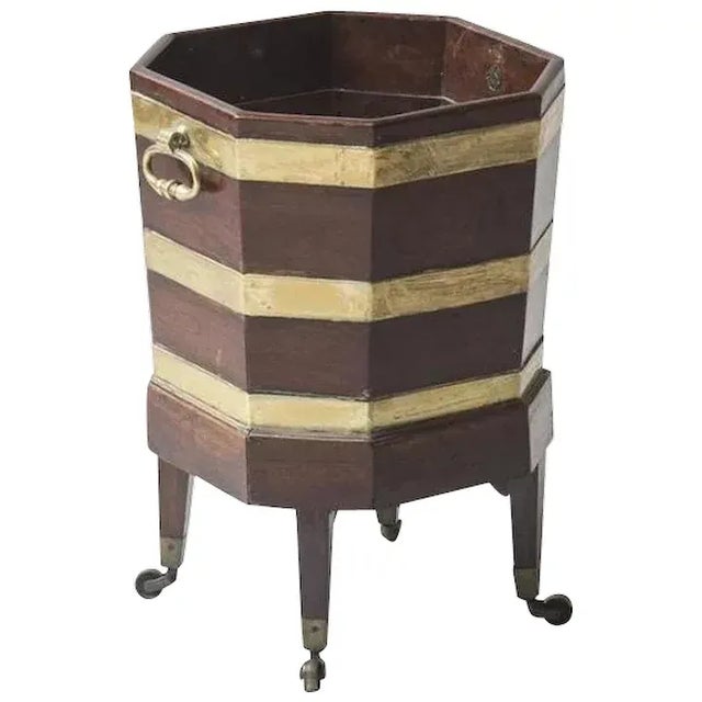 18th Century George III Brass Bound Octagonal Mahogany Bucket Form Cellarette or Planter on Stand For Sale - Image 4 of 4