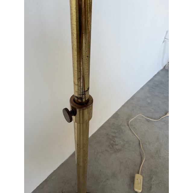 1970s Mid-Century Modern Koch & Lowy Style Adjustable Brass Floor Lamp For Sale - Image 9 of 12