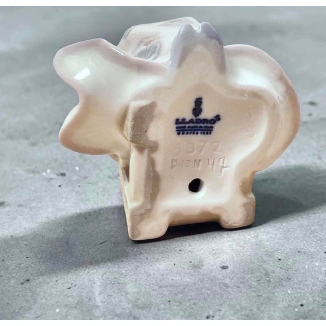 Mid-Century Modern Figurine by Salvador Debón for Lladró For Sale - Image 3 of 8