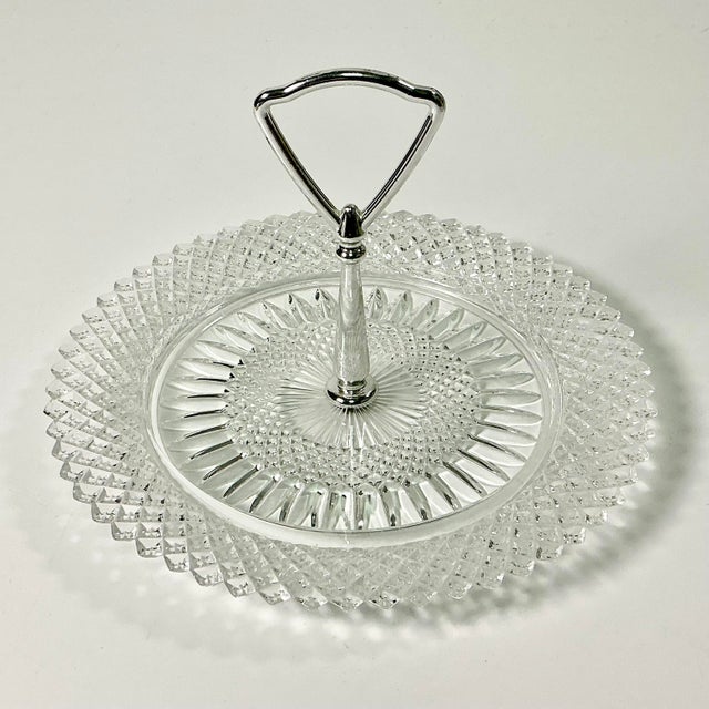 Indiana Glass Company Mid 20th Century Hollywood Regency Boho Chic Glass Diamond Point Bon Bon Plate. For Sale - Image 4 of 8