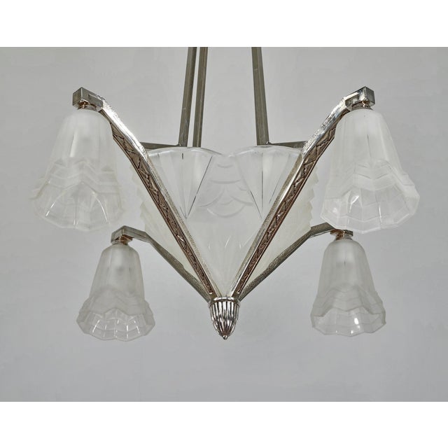 1920s Degue French Art Deco Chandelier 1930s - Square Geometric Frosted Glass For Sale - Image 5 of 10
