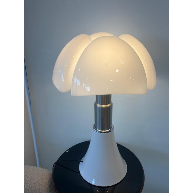 1990s Pipistrello 620 Table Lamp by Gae Aulenti for Martinelli Luce, 1990s For Sale - Image 5 of 13