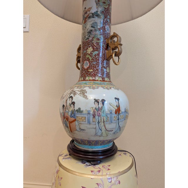 Ceramic 1910s Chinese Export Porcelain Imperial /Iron Red /Famille Rose Vase Table Lamp With Gilded Handles For Sale - Image 7 of 8