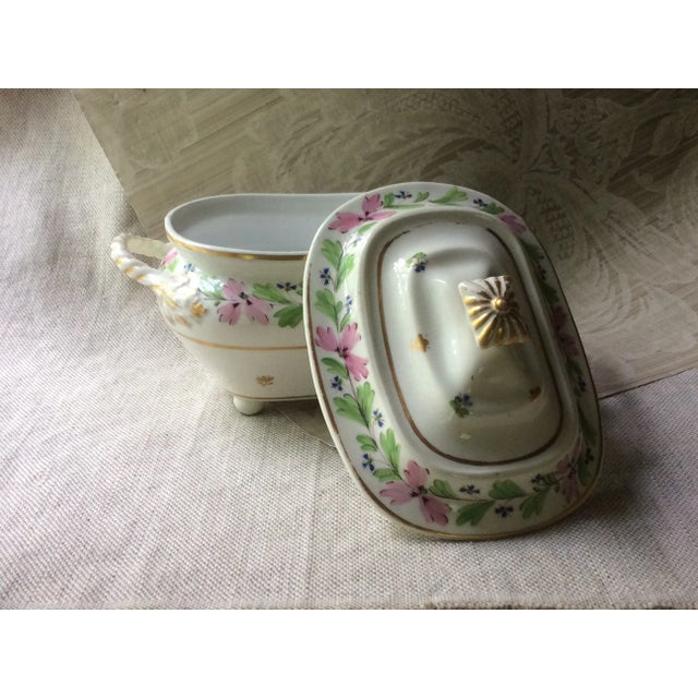 English Porcelain Small Tureen - Hand-Painted Circa 1800 For Sale - Image 9 of 10