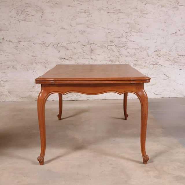 20th Century Oak English Paroquet Top Table With Cabriole Legs For Sale - Image 4 of 6