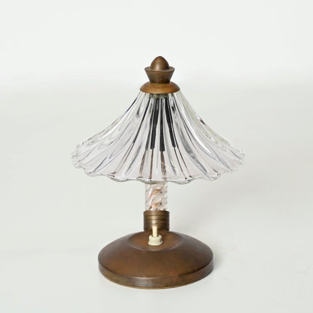 Bellflower Table Lamp in Murano Glass and Brass attributed to Ercole Barovier, Italy, 1940s For Sale - Image 4 of 16