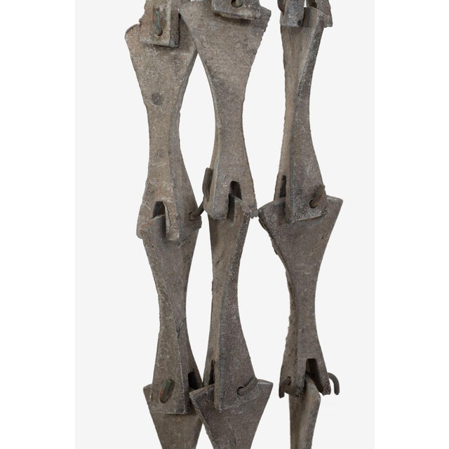 Green Monumental Paolo Soleri Brutalist Bronze Bell With Cast Aluminum Spine, 1960 For Sale - Image 8 of 9