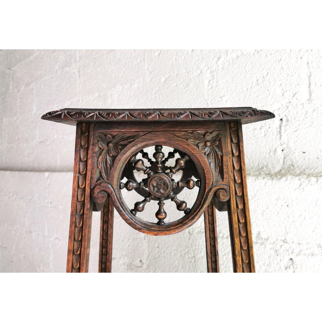 Maroon Antique Plant Stand with Carved Portraits in Oak, 1890s For Sale - Image 8 of 14