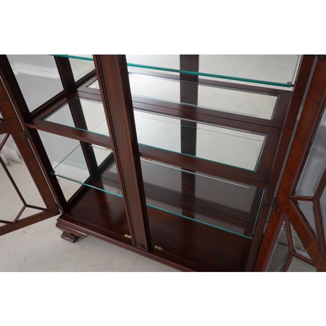 Henkel Harris Beveled Glass #2348 Mahogany Curio Cabinet For Sale In Philadelphia - Image 6 of 18