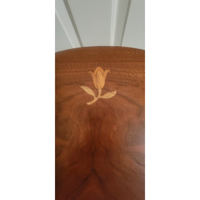 1940's French Louis XV Style Accent Tables With Floral Marquetry Inlay Top - A Pair For Sale - Image 13 of 16