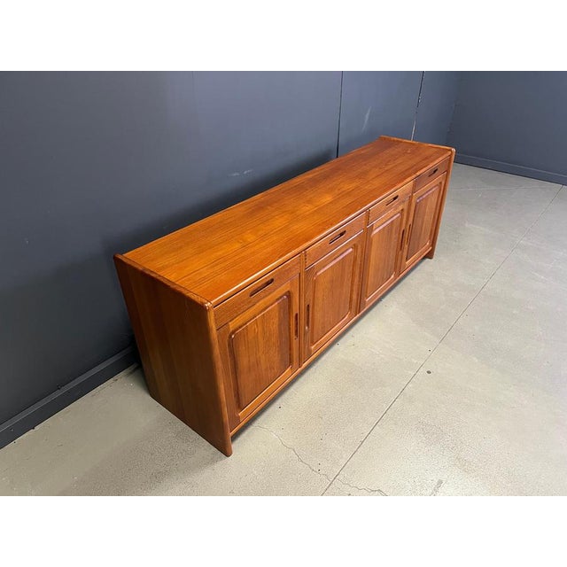 Mid-Century Scandinavian Credenza from Dyrlund, 1960s For Sale - Image 6 of 12