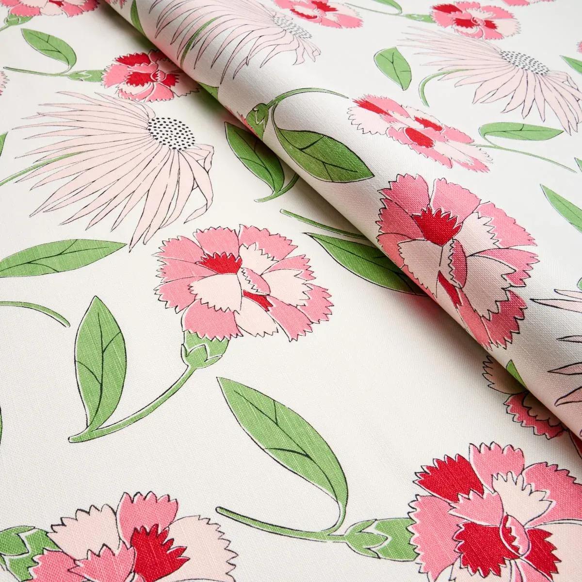 Schumacher x Celerie Kemble Bouquet Toss Fabric in Pepper Berry