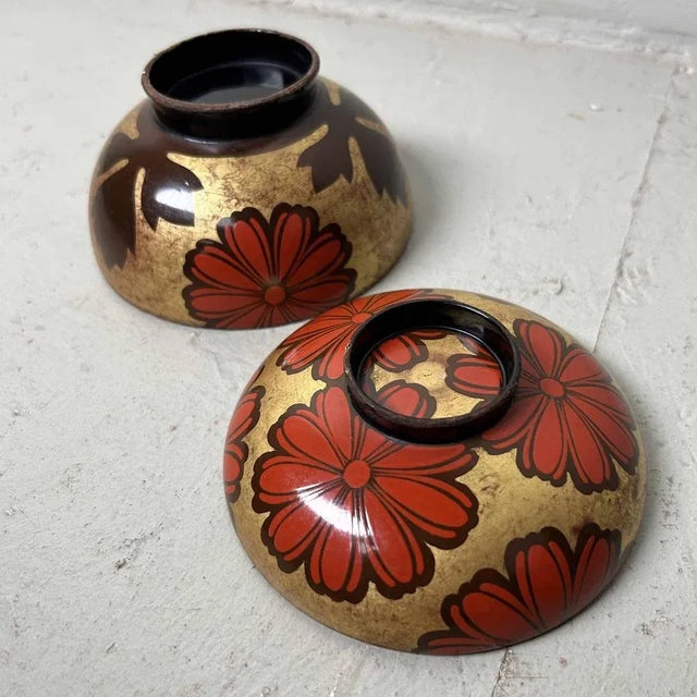 Black Japanese Urushi Maki-E Ric Bowl, 1920s For Sale - Image 8 of 9