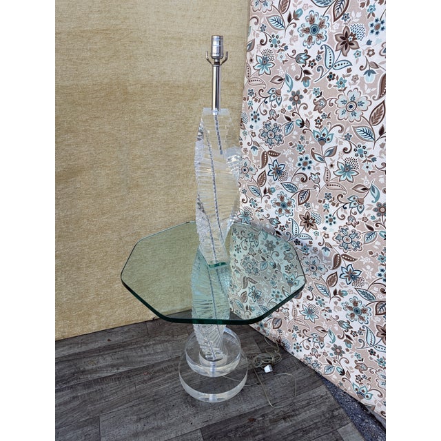 Vintage Mid Century Modern Stacked Lucite Blocks Spiral Floor Lamp in the Karl Springer. Style. Circa 1970s Features...