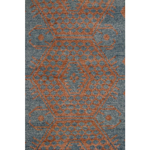 Contemporary Geometric Honeycomb Wool Rug by Rug & Kilim, India For Sale In New York - Image 6 of 9
