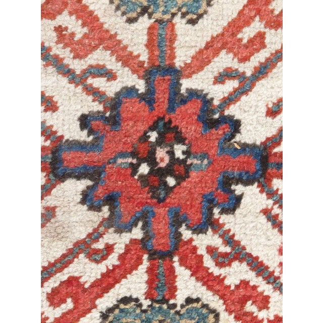 Traditional Vintage Ivory Heriz Hand Woven Area Rug 6ft 11in X 10ft For Sale - Image 3 of 8