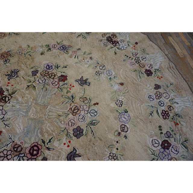 1920s Antique Beige Bouquets Roses Folk Art American Hooked Cotton Round Rug For Sale In New York - Image 6 of 9