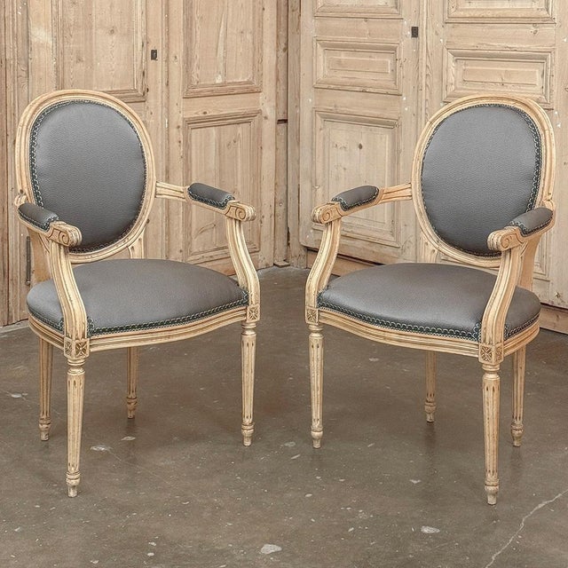 Ecru Pair Antique French Louis XVI Medallion Armchairs ~ Fauteuils For Sale - Image 8 of 18