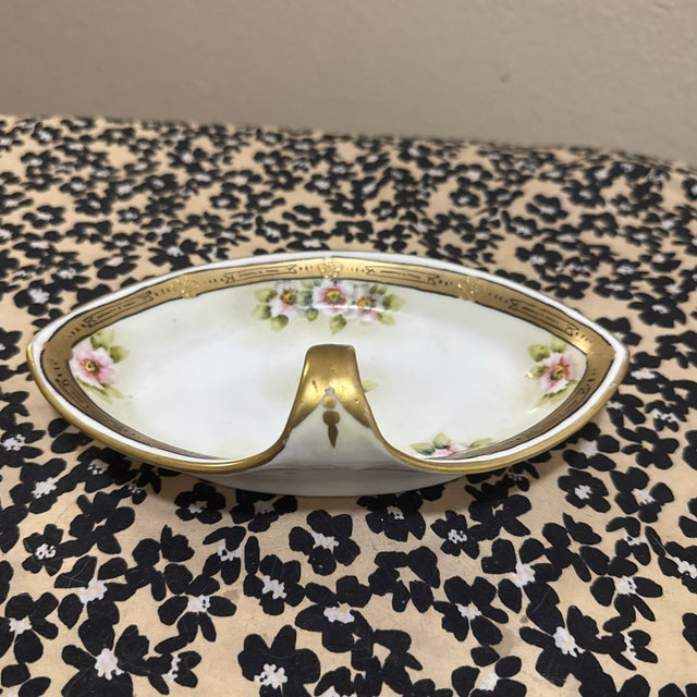 Antique Hand-Painted Nippon Porcelain Bonbon Dish With Pink Roses & Gold Trim For Sale - Image 4 of 7