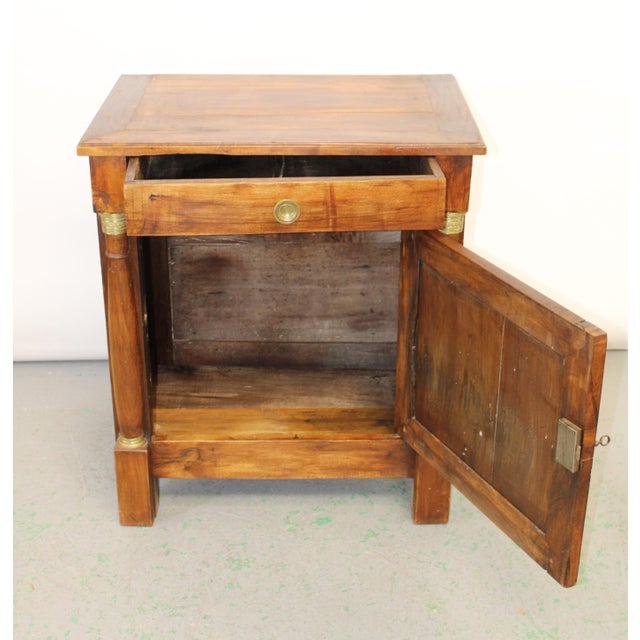 French Empire Nightstand / Side Table Cabinet With Columns, 19th Century For Sale In Houston - Image 6 of 7