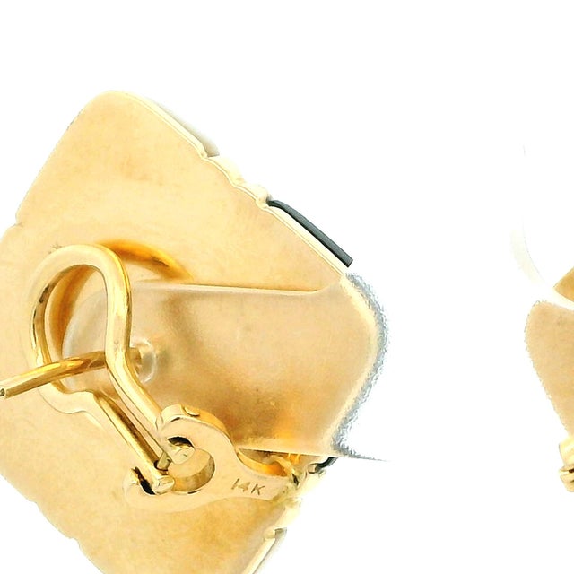 Antique White 1990s Asch Grossbardt 14k Yellow Gold Onyx and Mother of Pearl Inlay Earrings, A Pair For Sale - Image 8 of 9