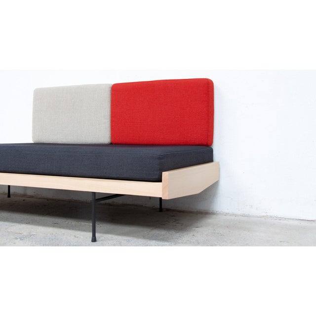 Daybed by Pierre Paulin for Ligne Roset, 1950s For Sale - Image 6 of 10