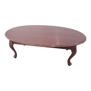 1990s Vintage Pennsylvania House Mahogany Banded Queen Anne Coffee Table For Sale