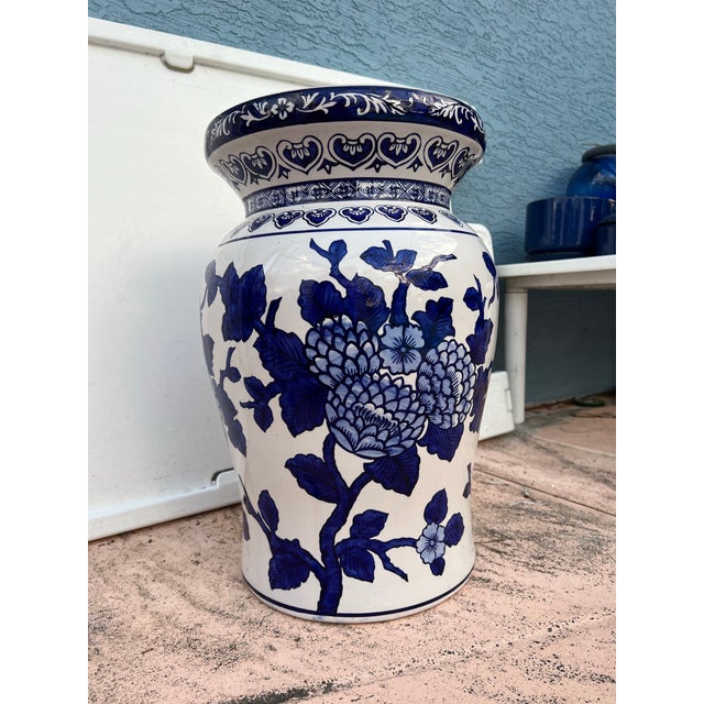 Late 20th Century Blue & White Ceramic Asian Garden Stool or Plant Stand For Sale - Image 9 of 10
