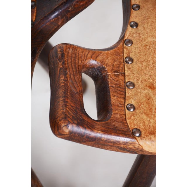 In pristine original condition, the upholstery has been professionally cleaned, and its polish revived by our refurbishing...