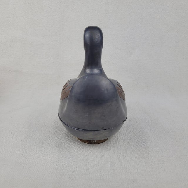 Mid-Century Modern Vintage Pewter Duck Trinket Box Copper Inlay Feather Detail Lidded Dish Gray For Sale - Image 3 of 10