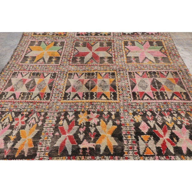 1950s Vintage Moroccan Berber Wool Rug With Geometric Design by Rug & Kilim, 1950-1959 For Sale - Image 5 of 9