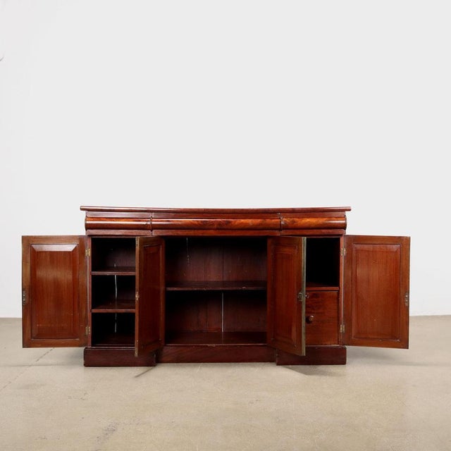 Victorian Style Sideboard in Mahogany For Sale - Image 3 of 9