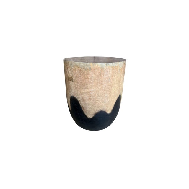 2020s Solid Mango Wood Round Side Table, Modern Organic, Natural & Burnt Finish For Sale - Image 5 of 7