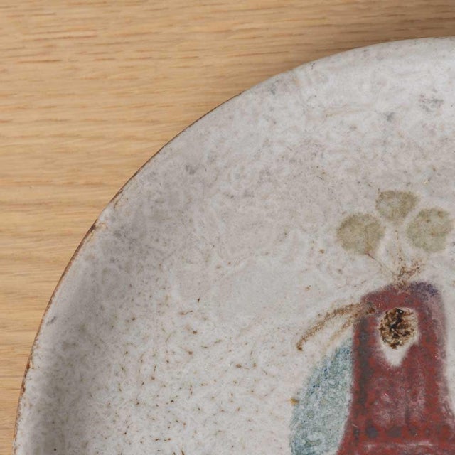 1950s Mid 20th Century French Ceramic Painted Rooster Plate by Gustave Reynaud For Sale - Image 5 of 9