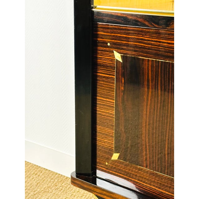 Wood Art Deco Display Case in Macassar Ebony, 1940 For Sale - Image 7 of 11
