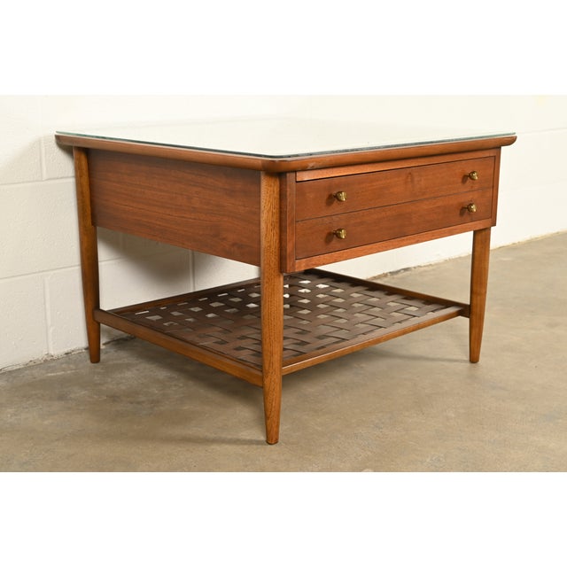 Mid-Century Modern Paul McCobb Style Mid-Century Modern Walnut and Woven Shelf End Table by Lane, Circa 1960s For Sale - Image 3 of 17