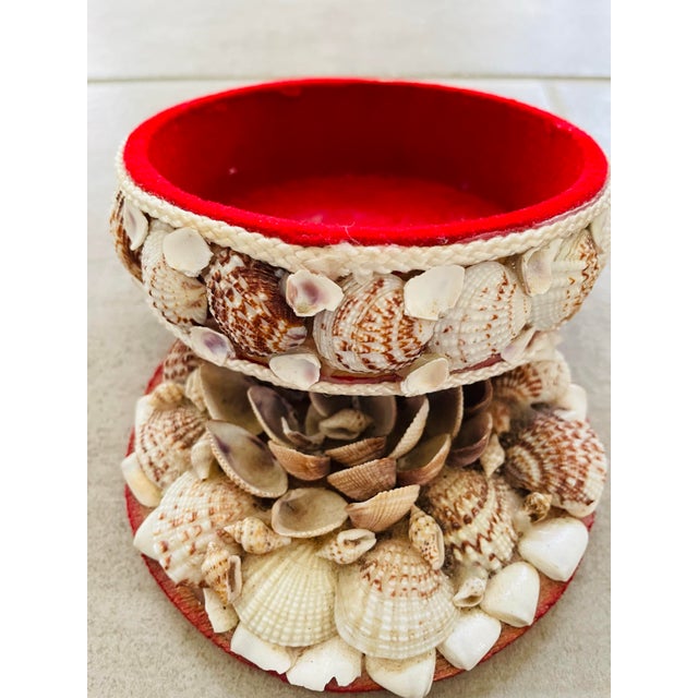 Textile Vintage Seashell Small Round Jewelry Trinket Box For Sale - Image 7 of 9