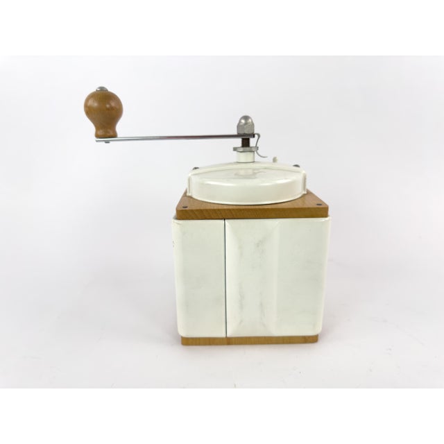 Vintage French Peugeot Frères Coffee Grinder With Original Box – Mid-20th Century For Sale - Image 12 of 16