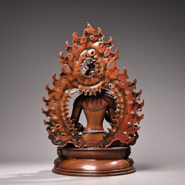 Late 20th Century Tibetan Bronze Vajrasattva Statue Buddhist Deity Mandorla 9.8" For Sale - Image 4 of 9
