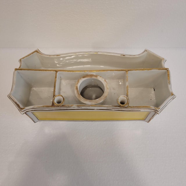 Yellow and Gold Writing Set in Porcelain, 1800s For Sale - Image 16 of 18