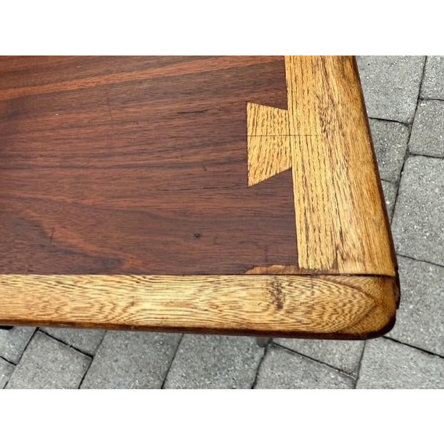 Andre Bus 1967 Lane Acclaim Model 900-05 End Table by Andre Bus – Mid-Century Classic For Sale - Image 4 of 7