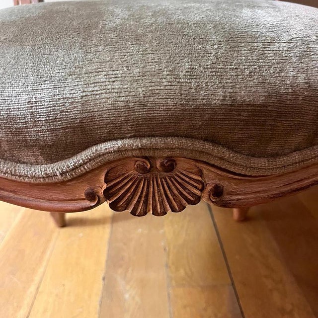 Vintage Chair in the style of Louis XV For Sale - Image 6 of 7