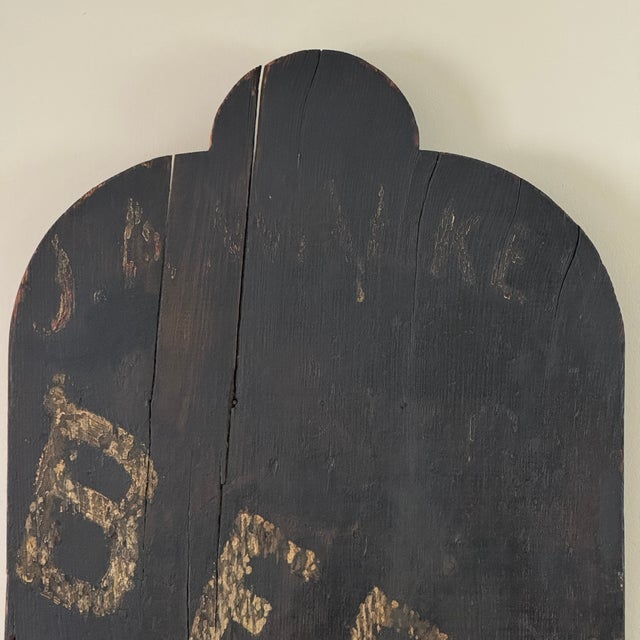 Exquisite 20th Century Wood Butcher Shop Large Tombstone Trade Sign Advertising Beef, Veal, Pork, Lamb For Sale In New York - Image 6 of 17