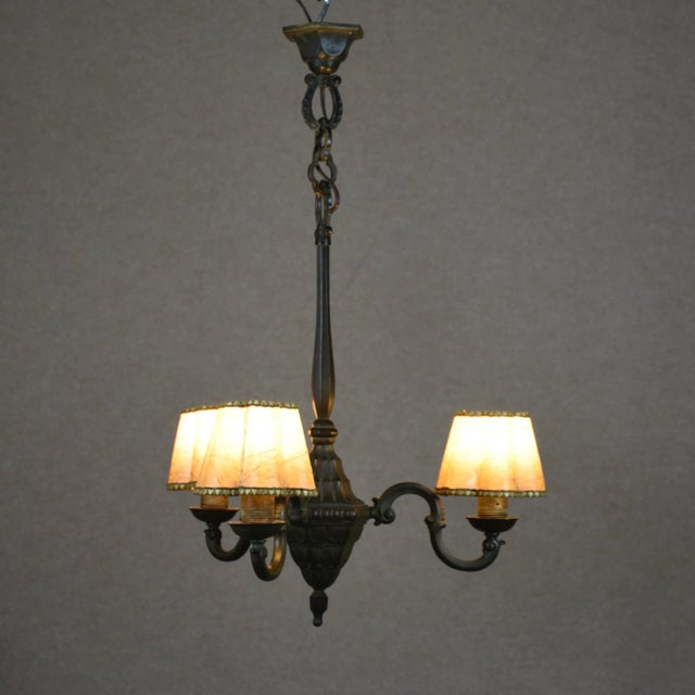 Ceiling lamp in bronze 1930s. Original shades. European Plug (up to 250V).The wiring of this item may be original and...