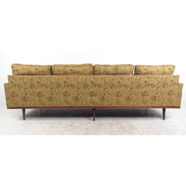 Mid-Century Modern 1960s Milo Baughman Sofa for Thayer Coggin For Sale - Image 3 of 4