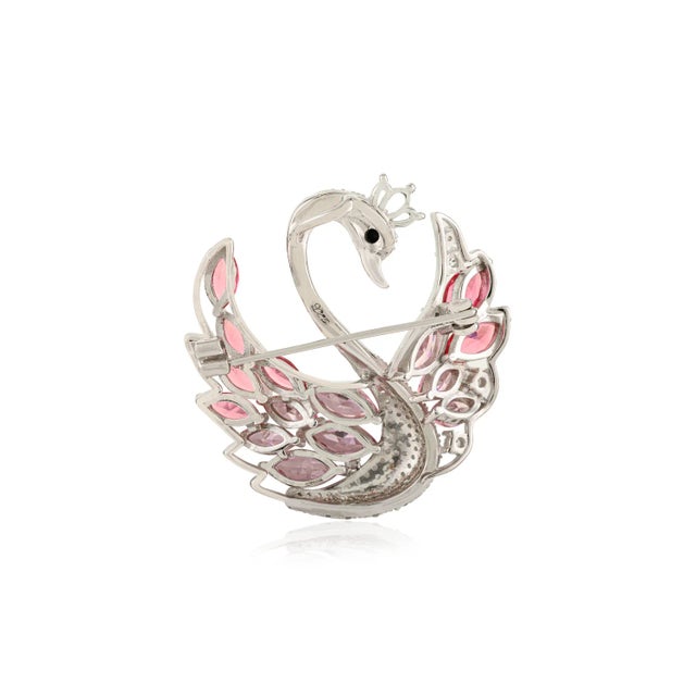 Metal Elegant Swan Brooch/Pendant in 925 Sterling Silver With Pink Cz Feathers by Carat&her For Sale - Image 7 of 13